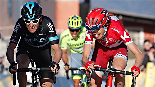 Geraint Thomas (à gauche) et Ilnur Zakarin dans la 6e étape de Paris-Nice Geraint Thomas (à gauche) et Ilnur Zakarin dans la 6e étape de Paris-Nice