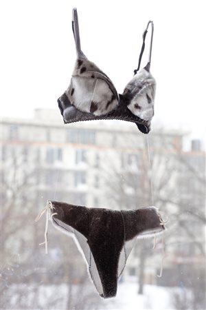 Sous-vêtements en peau de phoque confectionnés par Nala Peter Sous-vêtements en peau de phoque confectionnés par Nala Peter