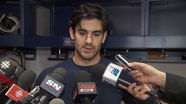 Max Pacioretty après le match dans le vestiaire du CH Max Pacioretty après le match dans le vestiaire du CH