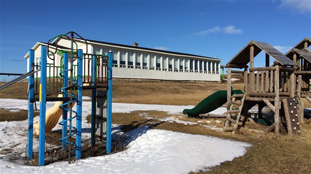 L'école de l'île d'Entrée, fermée depuis juin 2015 L'école de l'île d'Entrée, fermée depuis juin 2015