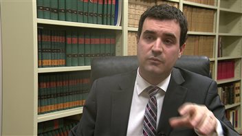 L'avocat Philippe Thibault, d'avocats BSL, représente quatre sous-traitants qui poursuivent Enerkem pour plus de 800 000 $. L'avocat Philippe Thibault, d'avocats BSL, représente quatre sous-traitants qui poursuivent Enerkem pour plus de 800 000 $.