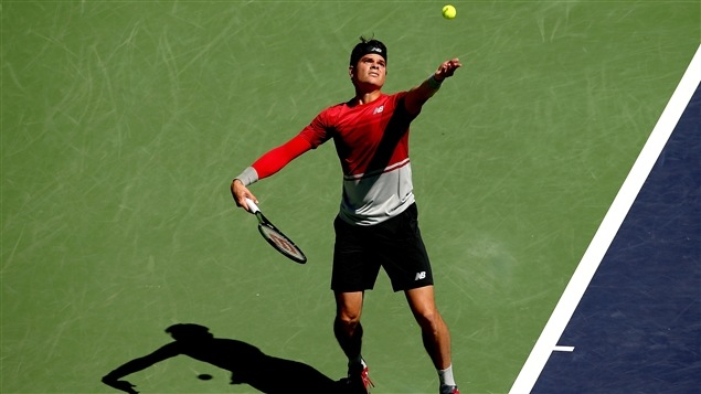 Milos Raonic avait une lourde commande sur les bras en finale du tournoi d'Indian Wells. Le Canadien croisait le fer avec la première raquette mondiale Novak Djokovic. Milos Raonic avait une lourde commande sur les bras en finale du tournoi d'Indian Wells. Le Canadien croisait le fer avec la première raquette mondiale Novak Djokovic.