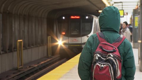 Le métro de Toronto a besoin de travaux de mise à niveau. Le métro de Toronto a besoin de travaux de mise à niveau.