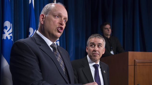 Les députés péquistes Stéphane Bergeron et Nicolas Marceau en conférence de presse sur le projet de loi 64 Les députés péquistes Stéphane Bergeron et Nicolas Marceau en conférence de presse sur le projet de loi 64