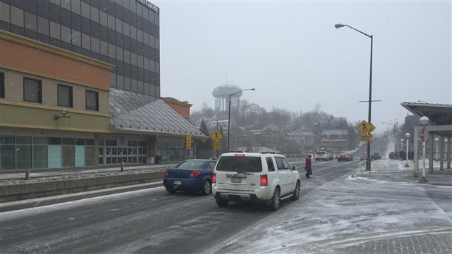 La neige et le vent risquent de perturber la circulation à Sudbury et dans le nord de l'Ontario. La neige et le vent risquent de perturber la circulation à Sudbury et dans le nord de l'Ontario.