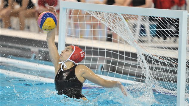Jessica Gaudreault d'Ottawa, gardienne de but de l'équipe canadienne féminine de water-polo Jessica Gaudreault d'Ottawa, gardienne de but de l'équipe canadienne féminine de water-polo