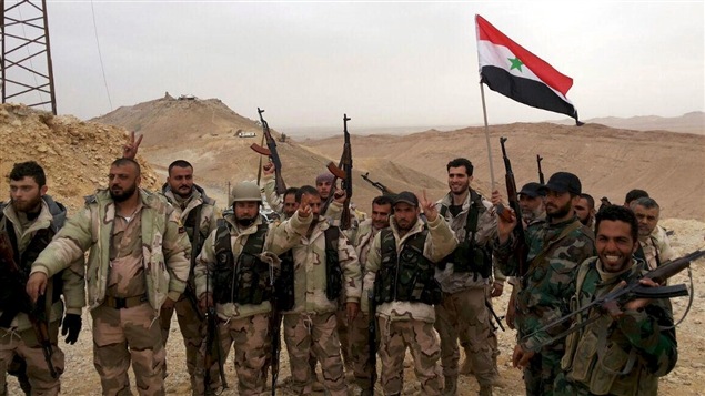 Les forces prorégime, appuyées par l'aviation russe, ont repris le contrôle de la ville syrienne de Palmyre. Les forces prorégime, appuyées par l'aviation russe, ont repris le contrôle de la ville syrienne de Palmyre.