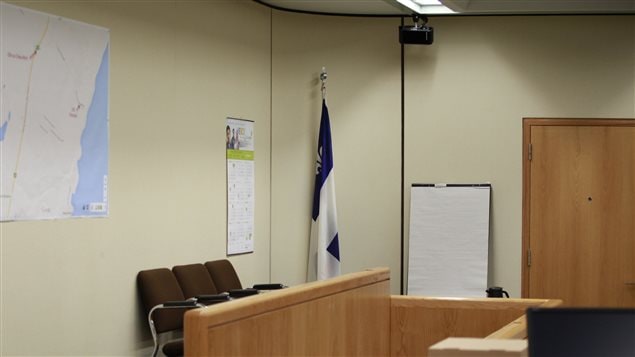 Le ministère public s'attaque aux délais dans les procédures au criminel. Le ministère public s'attaque aux délais dans les procédures au criminel.