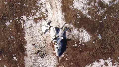 Photo aérienne de l'écrasement de l'avion dans lequel prenait place la famille Lapierre.