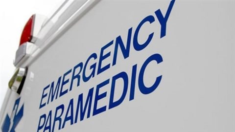 Une ambulance Une ambulance