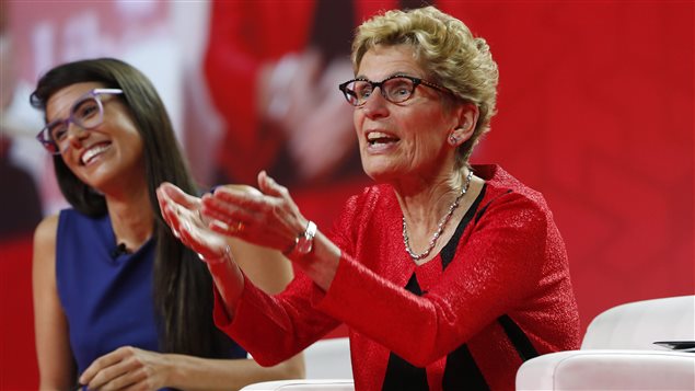 Kathleen Wynne au congrès libéral à Winnipeg. Kathleen Wynne au congrès libéral à Winnipeg.