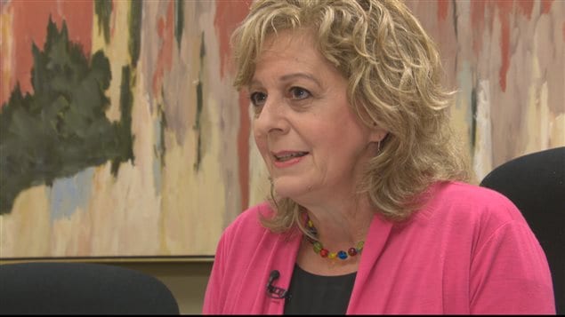 La Commissaire aux langues officielles du Nouveau-Brunswick, Katherine d'Entremont La Commissaire aux langues officielles du Nouveau-Brunswick, Katherine d'Entremont