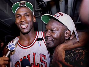 Michael Jordan avec son père James