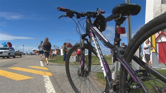 Le tourisme à vélo, de plus en plus populaire. Le tourisme à vélo, de plus en plus populaire.