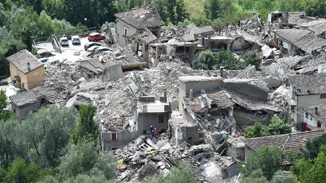 Le séisme en Italie a fait au moins 159 morts ICI.RadioCanada.ca