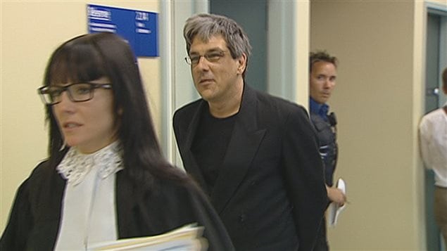 Alain Perreault au palais de justice de Québec en 2010 Alain Perreault au palais de justice de Québec en 2010