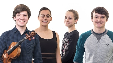 Jérôme Chiasson, Emily Oulousian, Laurianne Houde et Noël Campbell, de jeunes virtuoses! Jérôme Chiasson, Emily Oulousian, Laurianne Houde et Noël Campbell, de jeunes virtuoses!