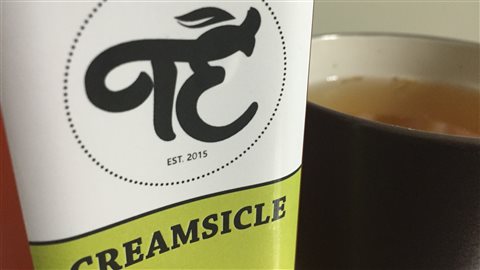 Le thé glacé est préparé dans une cuisine certifiée du centre-ville de Sudbury. Le thé glacé est préparé dans une cuisine certifiée du centre-ville de Sudbury.