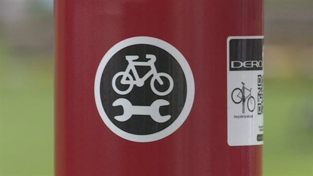 La première borne de réparation pour vélos à Charlottetown a été dévoilée dimanche. La première borne de réparation pour vélos à Charlottetown a été dévoilée dimanche.