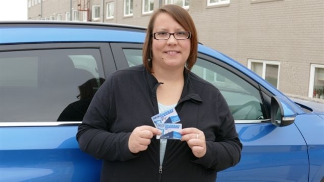 Jill Bristow a reçu un remboursement de plus de 1000 $ de la part de son concessionnaire. Jill Bristow a reçu un remboursement de plus de 1000 $ de la part de son concessionnaire.