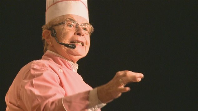 Soeur Angèle donnait une conférence à Rivière-du-Loup.