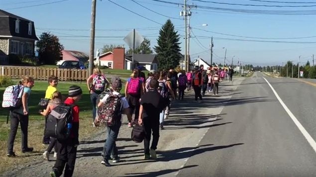 Les élèves de l'école primaire Notre-Dame de l'Assomption du secteur Vassan, à Val-d'Or, ont participé à la Journée Terry Fox.