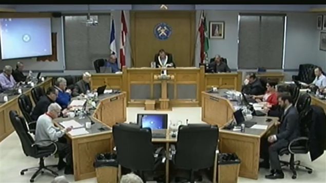 Une réunion du conseil municipal de Timmins