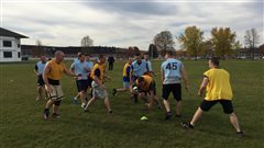 Le rugby gagne en popularité, même chez les militaires