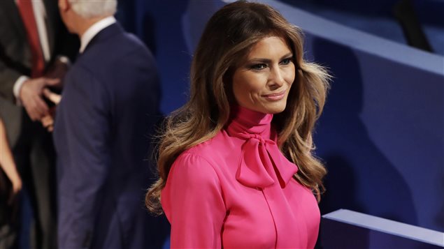 Melania Trump lors du deuxième débat présidentiel le 9 octobre dernier Melania Trump lors du deuxième débat présidentiel le 9 octobre dernier
