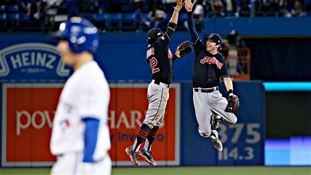 Les Indians pourraient balayer le Blue Jays mardi Les Indians pourraient balayer le Blue Jays mardi