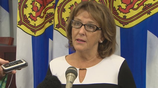 La ministre de l'Éducation de la Nouvelle-Écosse, Karen Casey. La ministre de l'Éducation de la Nouvelle-Écosse, Karen Casey.