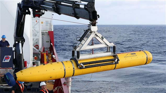 Le drone sous-marin Bluefin 21 à la recherche du Boeing 777 de la compagnie aérienne Malaysia Airlines. Le drone sous-marin Bluefin 21 à la recherche du Boeing 777 de la compagnie aérienne Malaysia Airlines.
