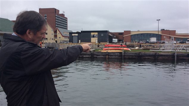 Un quai en mauvais état Un quai en mauvais état