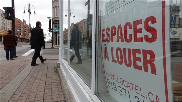 La SDC du centre-ville de Trois-Rivières constate qu'il y a une centaine de locaux vacants au centre-ville. La SDC du centre-ville de Trois-Rivières constate qu'il y a une centaine de locaux vacants au centre-ville.