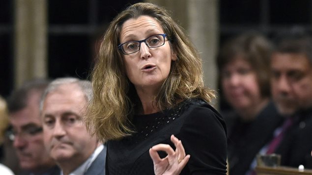 La ministre canadienne du Commerce international, Chrystia Freeland, lors de la période des questions à Ottawa La ministre canadienne du Commerce international, Chrystia Freeland, lors de la période des questions à Ottawa