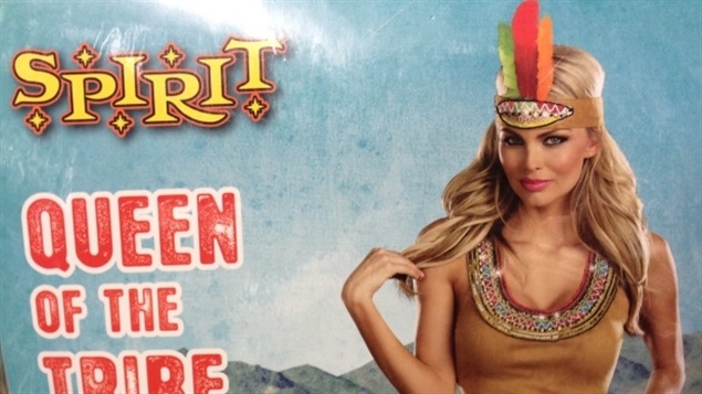 Un des costumes «indiens» vendus par Spirit Halloween à Sudbury