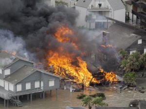 Incendie d'une résidence causé par la montée des eaux Incendie d'une résidence causé par la montée des eaux