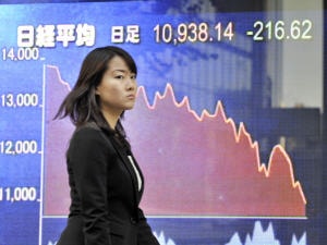 Forte baisse de la Bourse de Tokyo. Forte baisse de la Bourse de Tokyo.