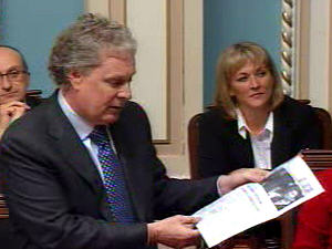 Le premier ministre Jean Charest à la période de questions Le premier ministre Jean Charest à la période de questions