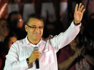 Mauricio Funes avait revendiqué la victoire dimanche soir. Mauricio Funes avait revendiqué la victoire dimanche soir.