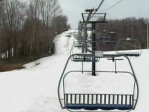 Le centre de ski Montjoye en Estrie Le centre de ski Montjoye en Estrie