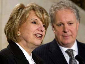 Monique Jérôme-Forget et le premier ministre Jean Charest Monique Jérôme-Forget et le premier ministre Jean Charest