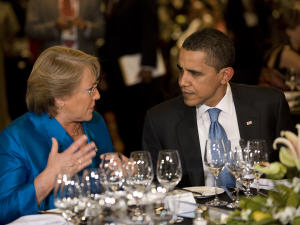 La présidente du Chili Michelle Bachelet et le président américain Barack Obama. La présidente du Chili Michelle Bachelet et le président américain Barack Obama.