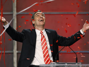 Michael Ignatieff élu chef du Parti libéral du Canada. Michael Ignatieff élu chef du Parti libéral du Canada.