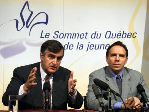 François Legault, en septembre 1999, alors ministre du gouvernement de Lucien Bouchard François Legault, en septembre 1999, alors ministre du gouvernement de Lucien Bouchard