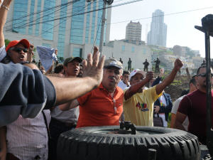 Des partisans du président Zelaya manifestent dans la capitale. Des partisans du président Zelaya manifestent dans la capitale.