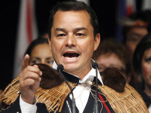 Shawn Atleo, lors de son discours d'investiture. Shawn Atleo, lors de son discours d'investiture.