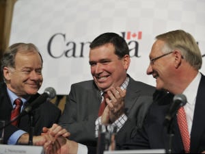 Raymond Bachand, Christian Paradis et Gérald Tremblay Raymond Bachand, Christian Paradis et Gérald Tremblay