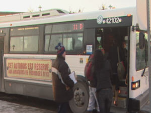Autobus de la STS à Sherbrooke Autobus de la STS à Sherbrooke