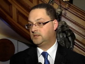Le ministre Donald Arseneault Le ministre Donald Arseneault